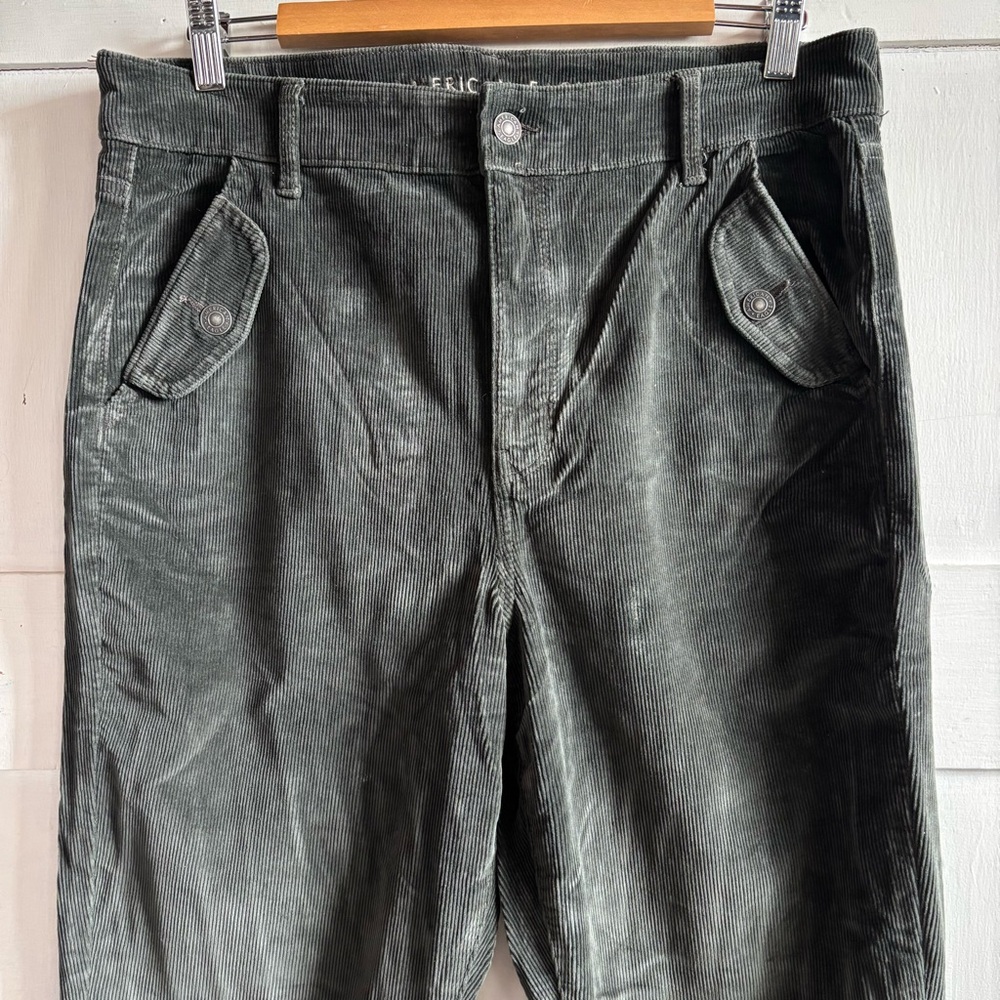 American Eagle Hi-Rise Flare Corduroy Pants - Picture 3 of 10